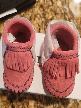 NIB Baby Minnetonka Riley Bootie - Hot Pink